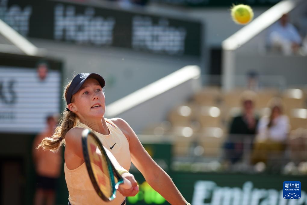 显得至关重 显得至关重