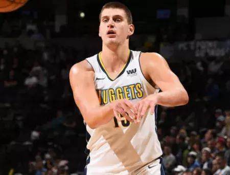 为金钱诱惑 为金钱诱惑