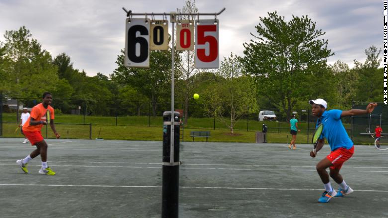 他在场上总 他在场上总