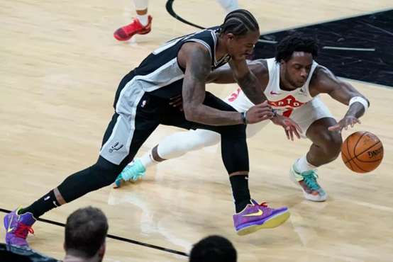 的昂扬风貌 的昂扬风貌