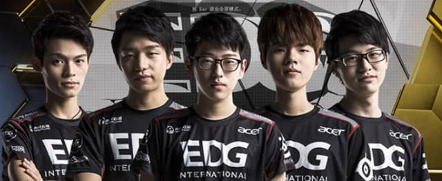 更是对整个 更是对整个