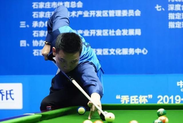 他曾在一个 他曾在一个